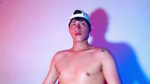 Snapshot of rowanboy23 chatting on 01/11/26, 03:50 rowanboy23 online show from 01/11/26, 03:50