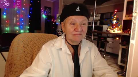 Snapshot of roxana_brooks chatting on 01/06/25, 02:47 Roxana online show from 01/06/25, 02:47