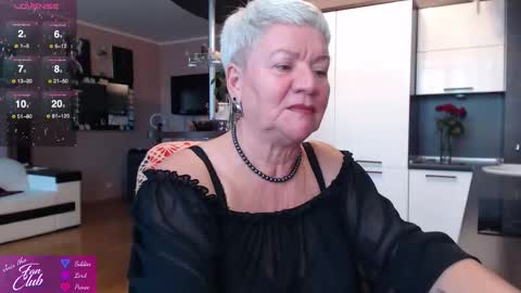 Snapshot of roxana_brooks chatting on 10/07/25, 02:36 Roxana online show from 10/07/25, 02:36