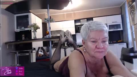 Roxana online show from 03/24/26, 05:12