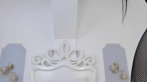 Snapshot of roxana_scott1 chatting on 02/25/26, 03:38 roxana_scott1 online show from 02/25/26, 03:38