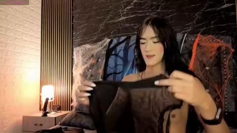 roxana_scottt online show from 10/24/25, 11:50