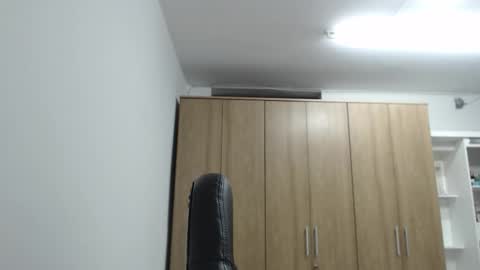 Roxana online show from 12/01/25, 12:04