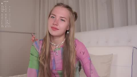Anna Lokiss online show from 09/24/25, 11:35