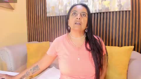  Roxanna  online show from 06/16/26, 09:34