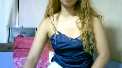 roxanne_98 online show from 01/07/26, 01:19