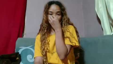 roxanne_98 online show from 05/07/26, 10:48