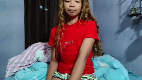 roxanne_98 online show from 06/04/26, 01:55