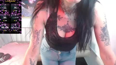 Roxanne online show from 04/29/26, 01:15
