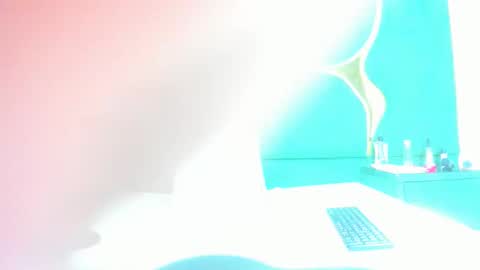 Snapshot of roxannebloom chatting on 04/20/26, 04:37 RoxanneBloom online show from 04/20/26, 04:37