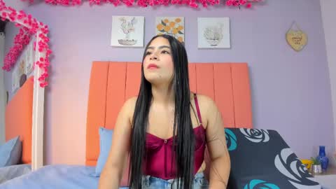 Juliana 3 online show from 04/21/26, 12:11