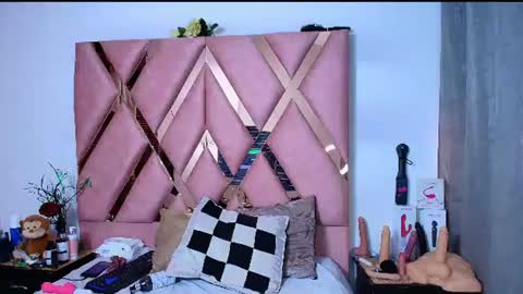 RoxetteMature online show from 06/25/26, 12:31
