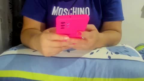 Snapshot of roxi_liss chatting on 09/21/25, 12:23 roxi_liss online show from 09/21/25, 12:23