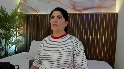 Roxie  online show from 01/14/26, 11:49