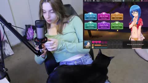 roxie online show from 10/09/25, 08:40