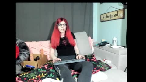 roxihazeleyes online show from 02/09/25, 01:33