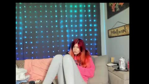 roxihazeleyes online show from 02/28/25, 08:09