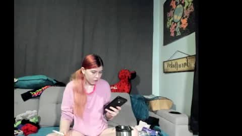 roxihazeleyes online show from 09/25/25, 04:38