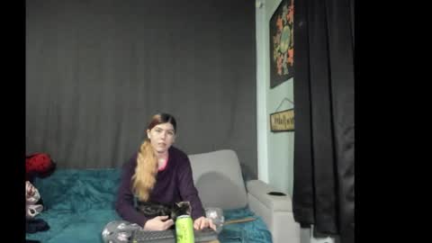 roxihazeleyes online show from 11/22/25, 10:53