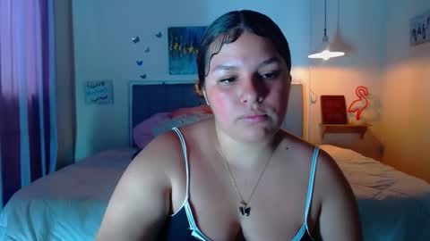 roxxie_07 online show from 09/08/25, 07:46