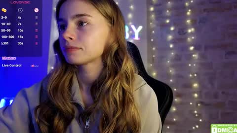 Snapshot of roxxxie_reid chatting on 02/05/26, 08:13 Roxieex ABBY online show from 02/05/26, 08:13