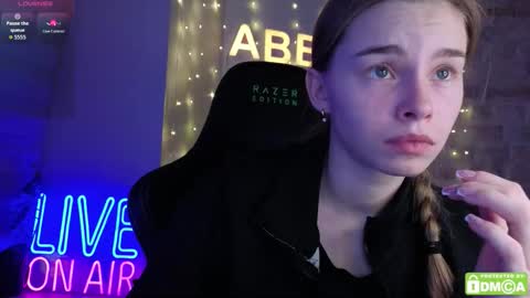 Snapshot of roxxxie_reid chatting on 03/07/26, 09:23 Roxieex ABBY online show from 03/07/26, 09:23