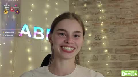 Snapshot of roxxxie_reid chatting on 04/02/26, 07:55 Roxieex ABBY online show from 04/02/26, 07:55