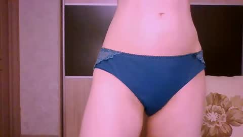 Roxxy Wharton online show from 05/17/26, 12:12