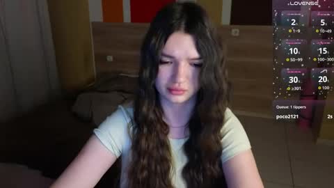 Snapshot of roxy_dark chatting on 04/25/26, 04:15 Roxy online show from 04/25/26, 04:15