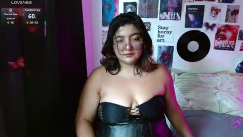 Roxana online show from 04/27/26, 06:17