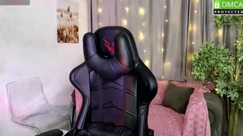 Roxy fiery online show from 11/24/25, 01:05