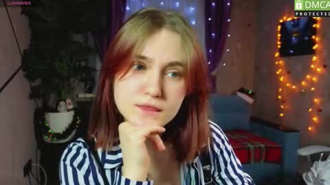 Roxy fiery online show from 12/19/25, 01:34