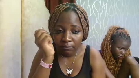 Snapshot of roxy_heather chatting on 01/11/26, 06:02 Roxy online show from 01/11/26, 06:02