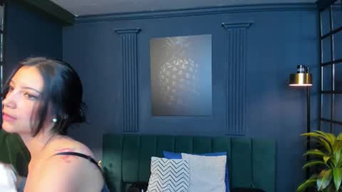 Roxy hell online show from 02/07/26, 12:20