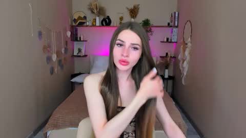 Roxy online show from 10/20/25, 10:49