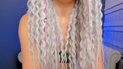 Roxy online show from 01/25/25, 02:04