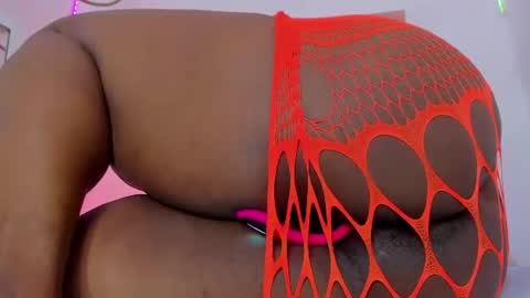 Snapshot of roxy_sexy69 chatting on 07/23/26, 01:58 roxy_sexy69 online show from 07/23/26, 01:58