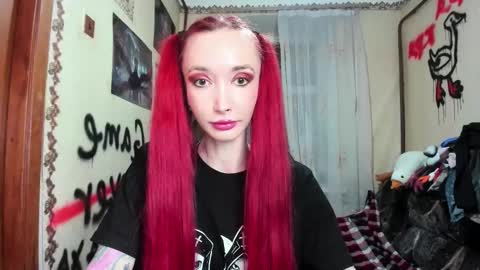 Snapshot of roxy_silver chatting on 01/08/26, 08:55 Roxy online show from 01/08/26, 08:55