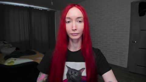 Snapshot of roxy_silver chatting on 02/13/26, 11:39 Roxy online show from 02/13/26, 11:39