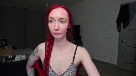 Snapshot of roxy_silver chatting on 03/05/26, 11:56 Roxy online show from 03/05/26, 11:56