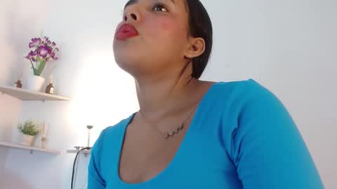 roxy_stone1 online show from 09/11/25, 07:25