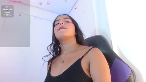 roxy_stone1 online show from 09/26/25, 08:57