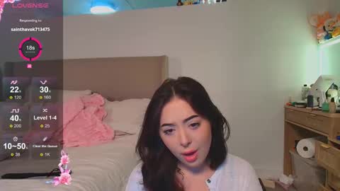 Snapshot of roxylilosh chatting on 02/04/26, 02:17 Roxy online show from 02/04/26, 02:17