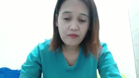 Snapshot of roxyluvv chatting on 01/17/26, 03:50 roxyluvv online show from 01/17/26, 03:50