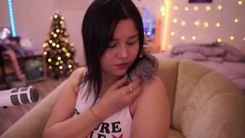 roxysuh online show from 01/28/25, 03:15