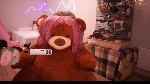 roxysuh online show from 09/24/25, 09:01