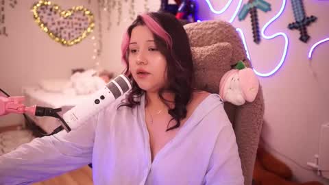 roxysuh online show from 10/10/25, 08:13