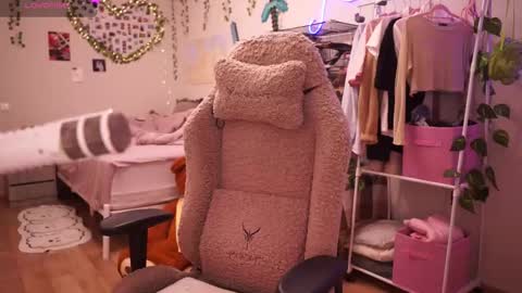 roxysuh online show from 02/11/26, 07:02