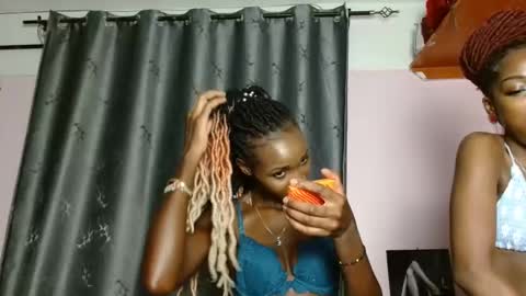 Snapshot of royalnyra chatting on 03/29/26, 08:14 Softluxe online show from 03/29/26, 08:14