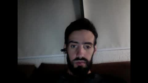 Snapshot of royartal chatting on 11/23/25, 03:50 Rodrigo online show from 11/23/25, 03:50